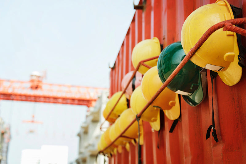 Women’s Construction Clothing: What You Need For The Job