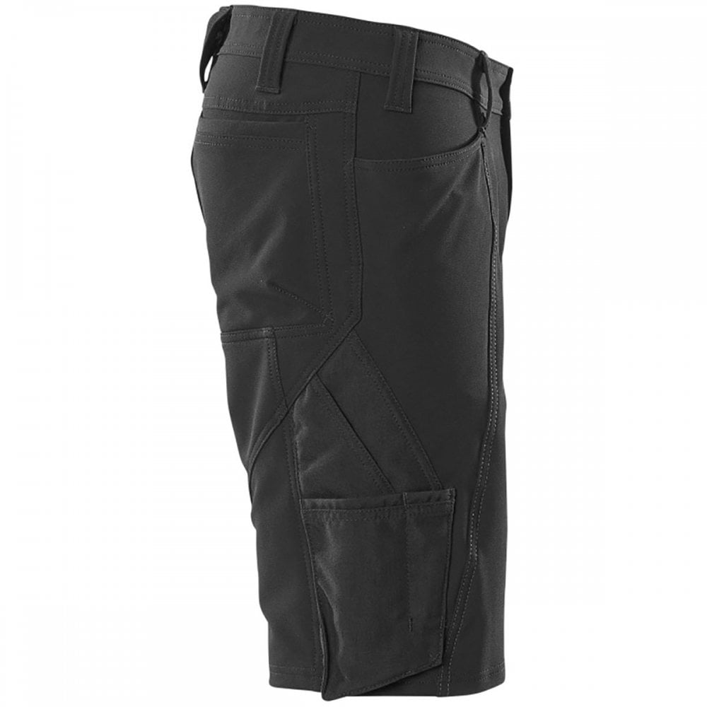 18149 Accelerate Shorts