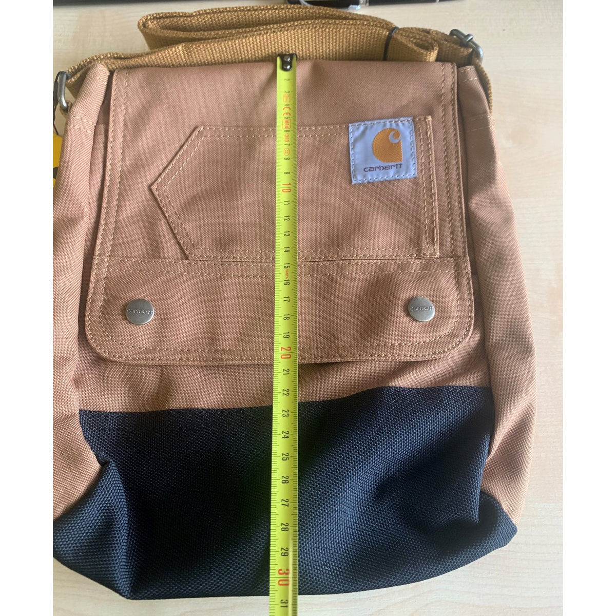 B0000377 Womens Crossbody Snap Bag