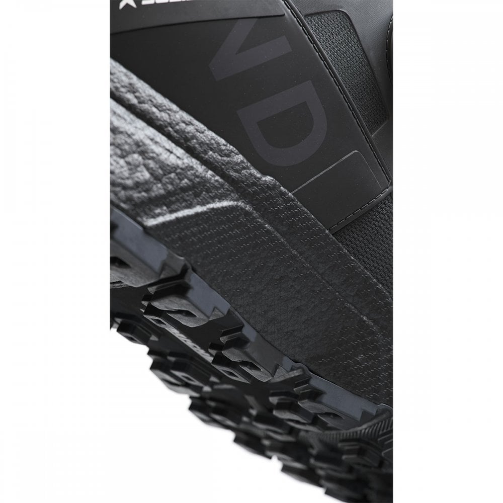 SG16001 Solid Gear Bound Shoes