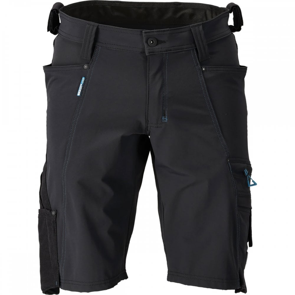 23149 Shorts black 33.5" *One Size Only - Outlet Store*