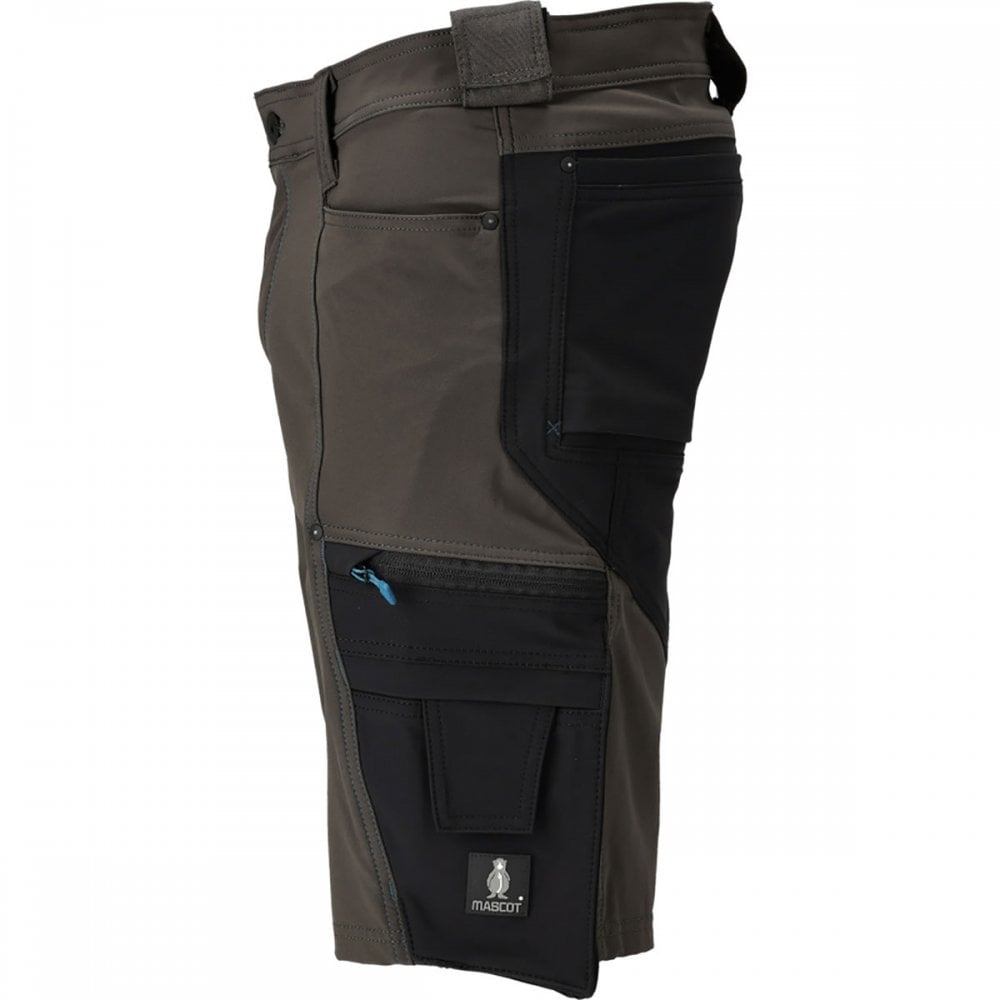 23149 Shorts
