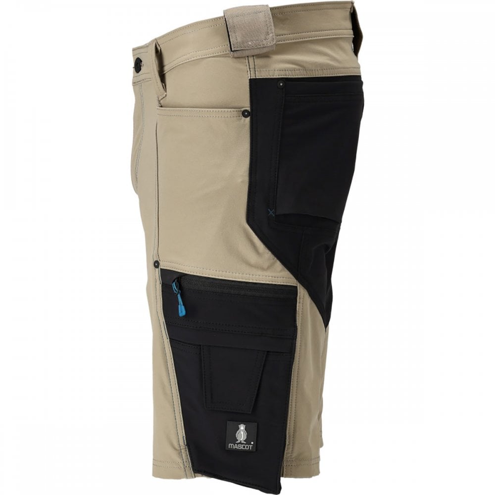 23149 Shorts