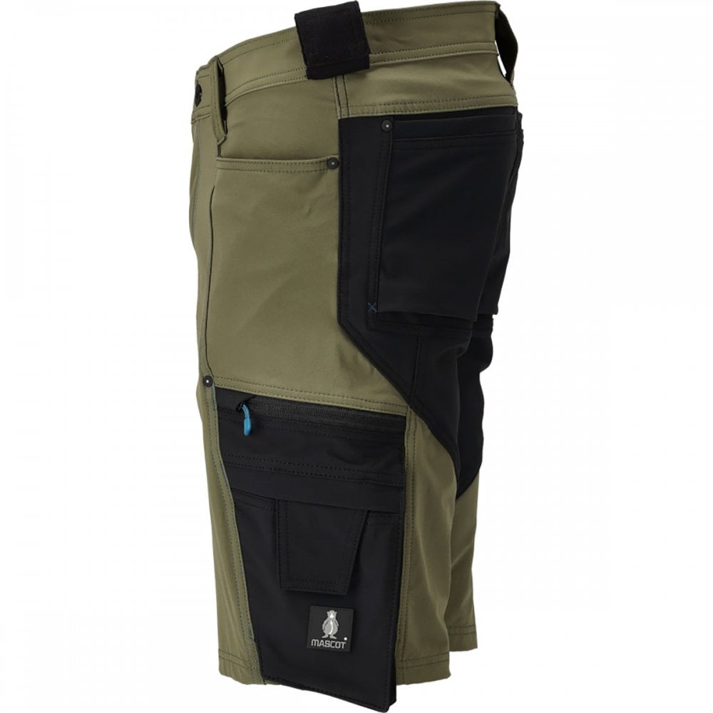 23149 Shorts