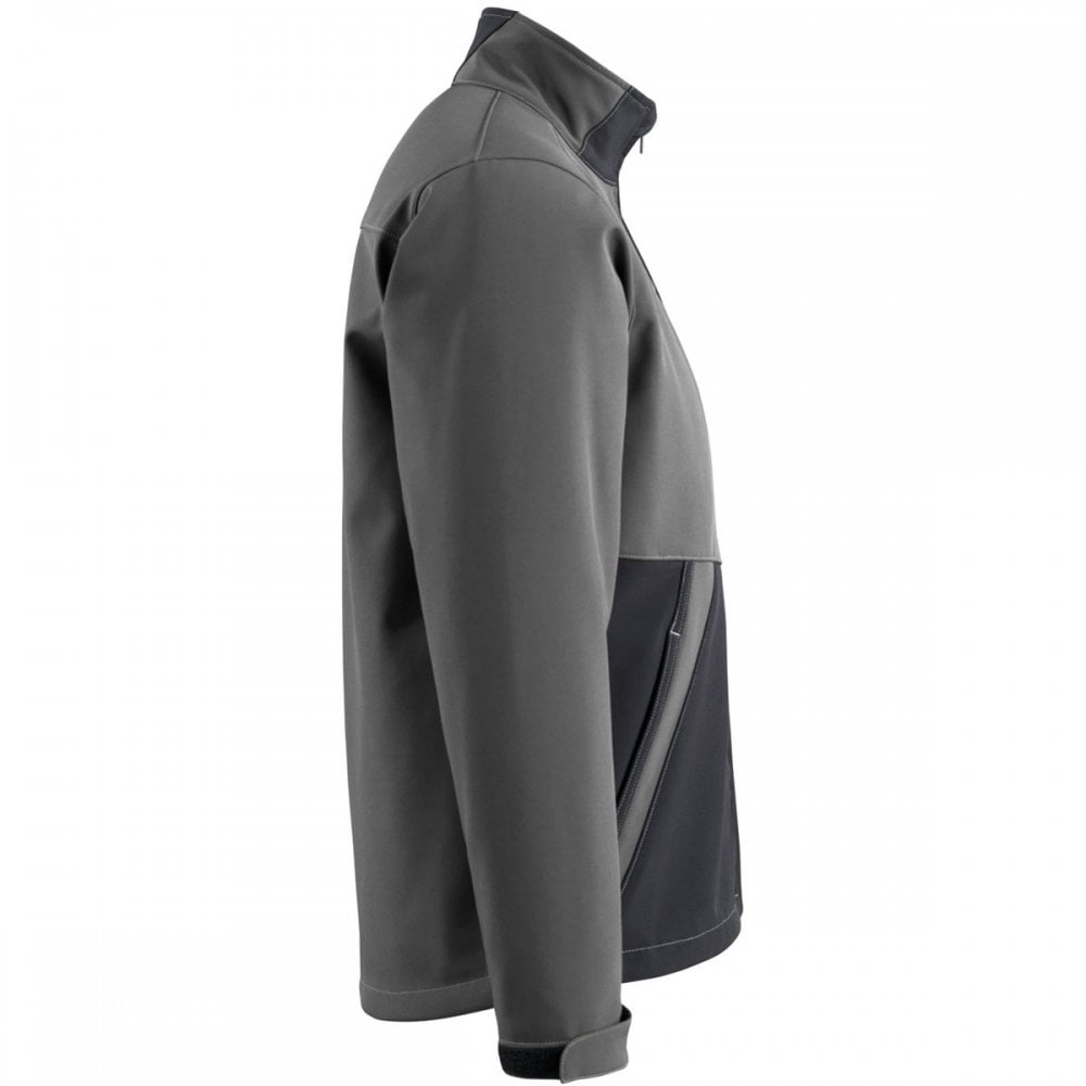 15702 Softshell Jacket