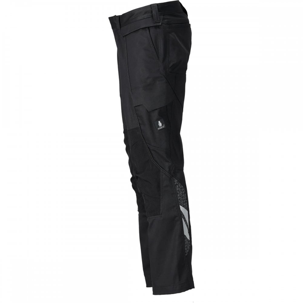 20779 Trousers with kneepad pockets