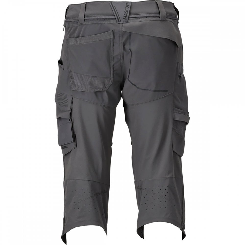 22249 Customized ¾ Length Trousers with kneepad pockets