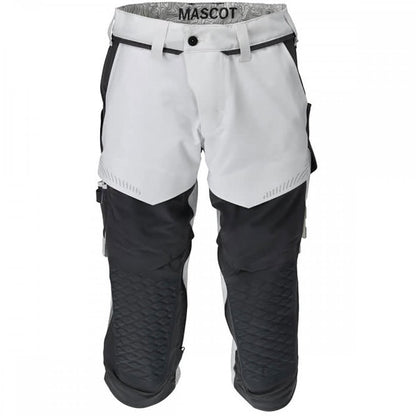 22249 Customized ¾ Length Trousers with kneepad pockets