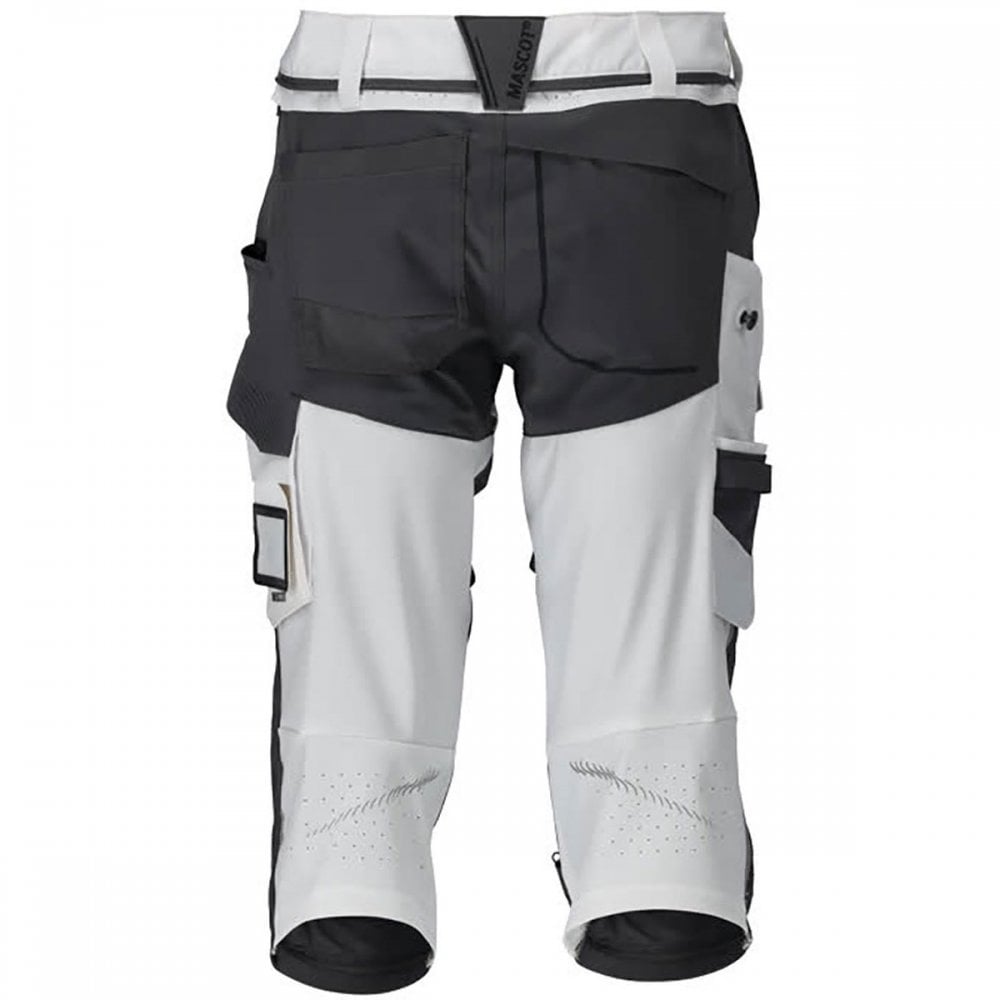 22249 Customized ¾ Length Trousers with kneepad pockets