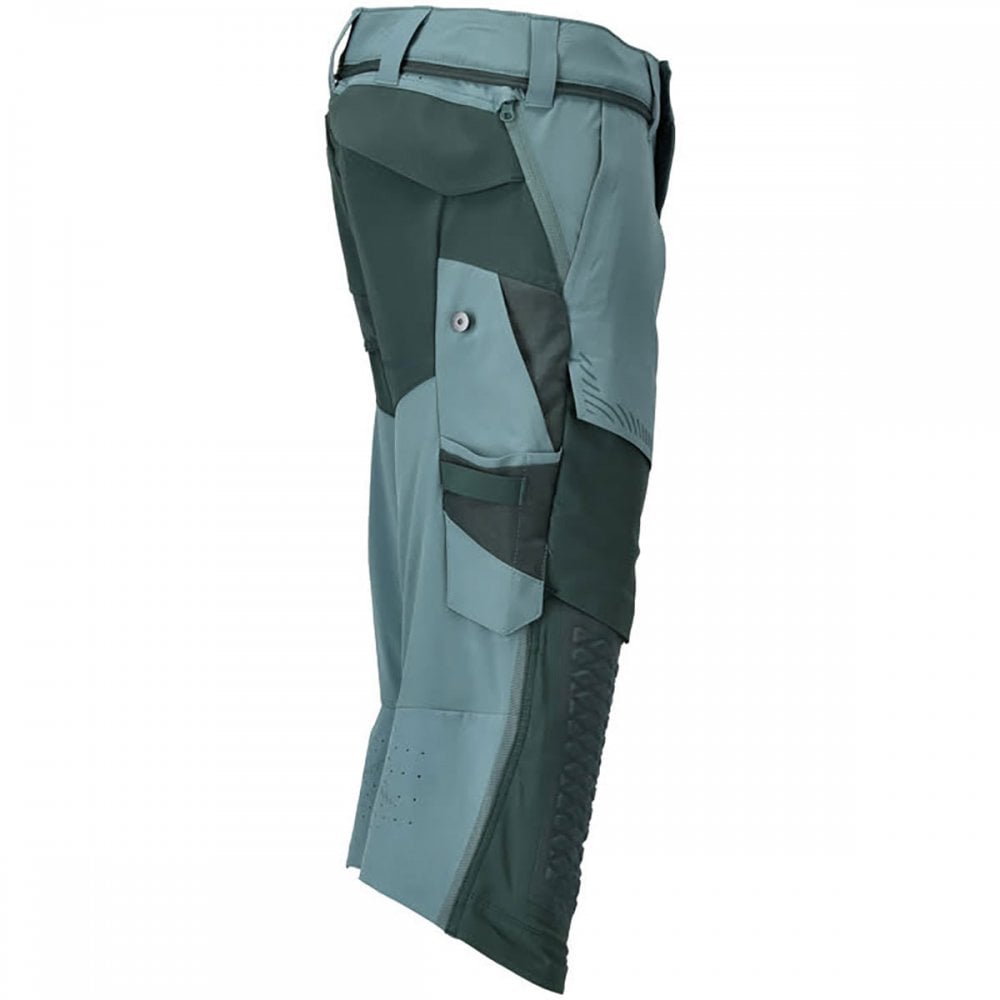 22249 Customized ¾ Length Trousers with kneepad pockets