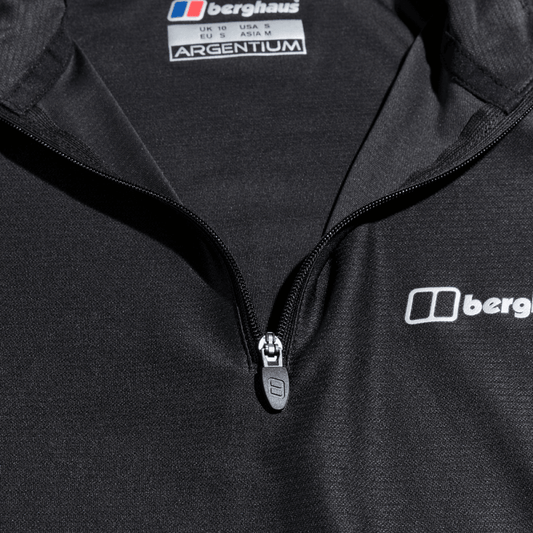 4-A001070 Womens 24/7 Tech Tee L/S Half Zip