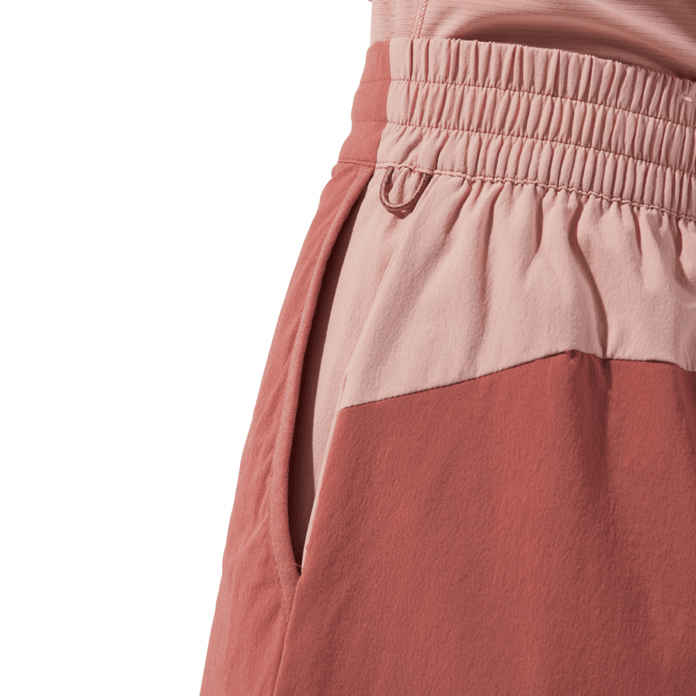 4-A001697 Womens Wandermoor Wind Short